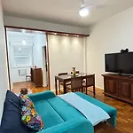 Lindo Apartamento A 3 Minutos Da Praia R.C 161/1104