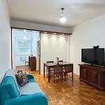 Lindo Apartamento A 3 Minutos Da Praia R.C 161/1104